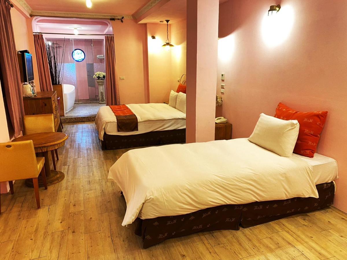 R&R Hotel Καοσιούνγκ Εξωτερικό φωτογραφία