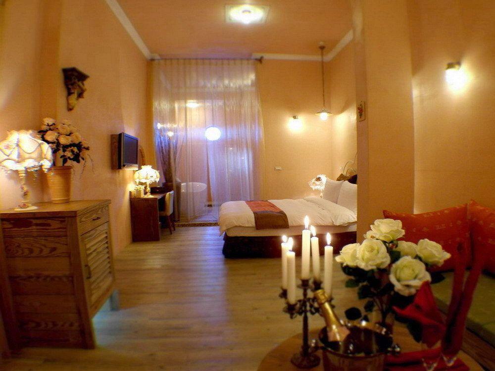 R&R Hotel Καοσιούνγκ Εξωτερικό φωτογραφία